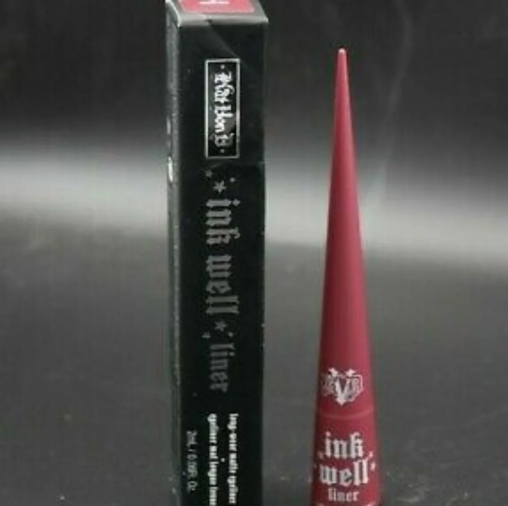 ❇️🧚‍♀️VAMPIRA Kat Von D RARE Ink Well Liquid Eyeliner NWT